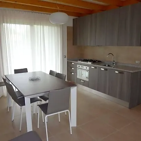 Exclusive With Private Garden On Two Floors By Beahost *