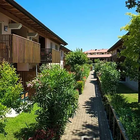 Exclusive With Private Garden On Two Floors By Beahost *